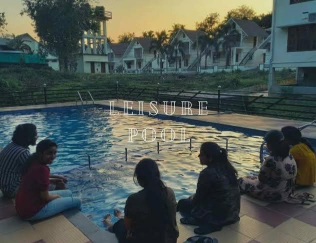 Nest Resorts Athirappilly Eksteriør billede